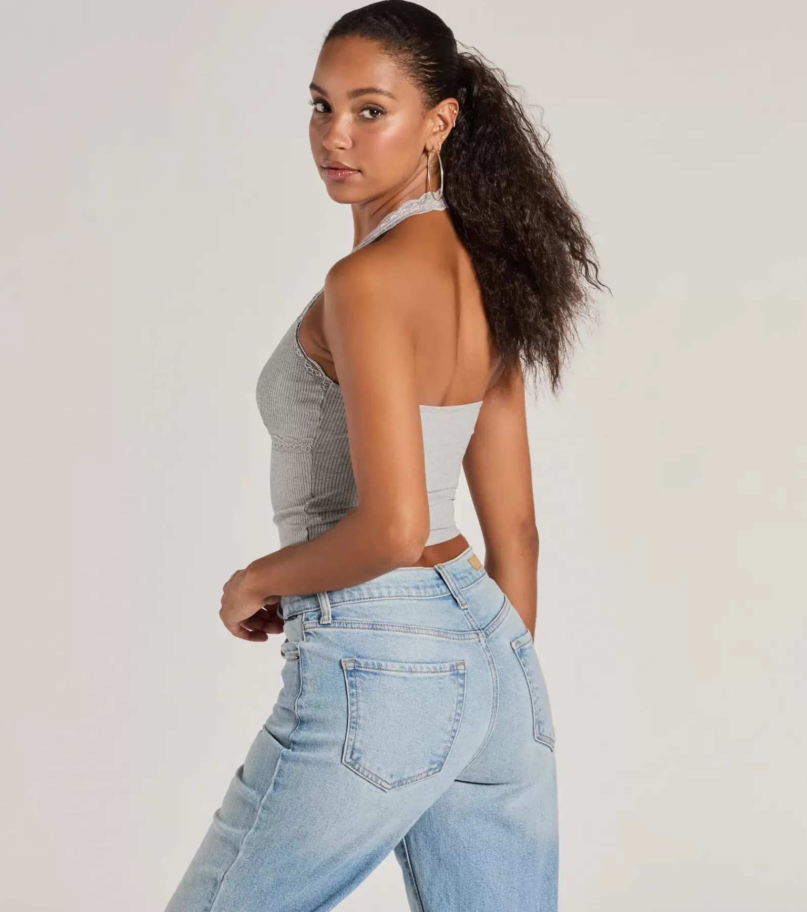 Windsor Basic Tops*Adorably Trendy Lace Trim Knit Halter Top
