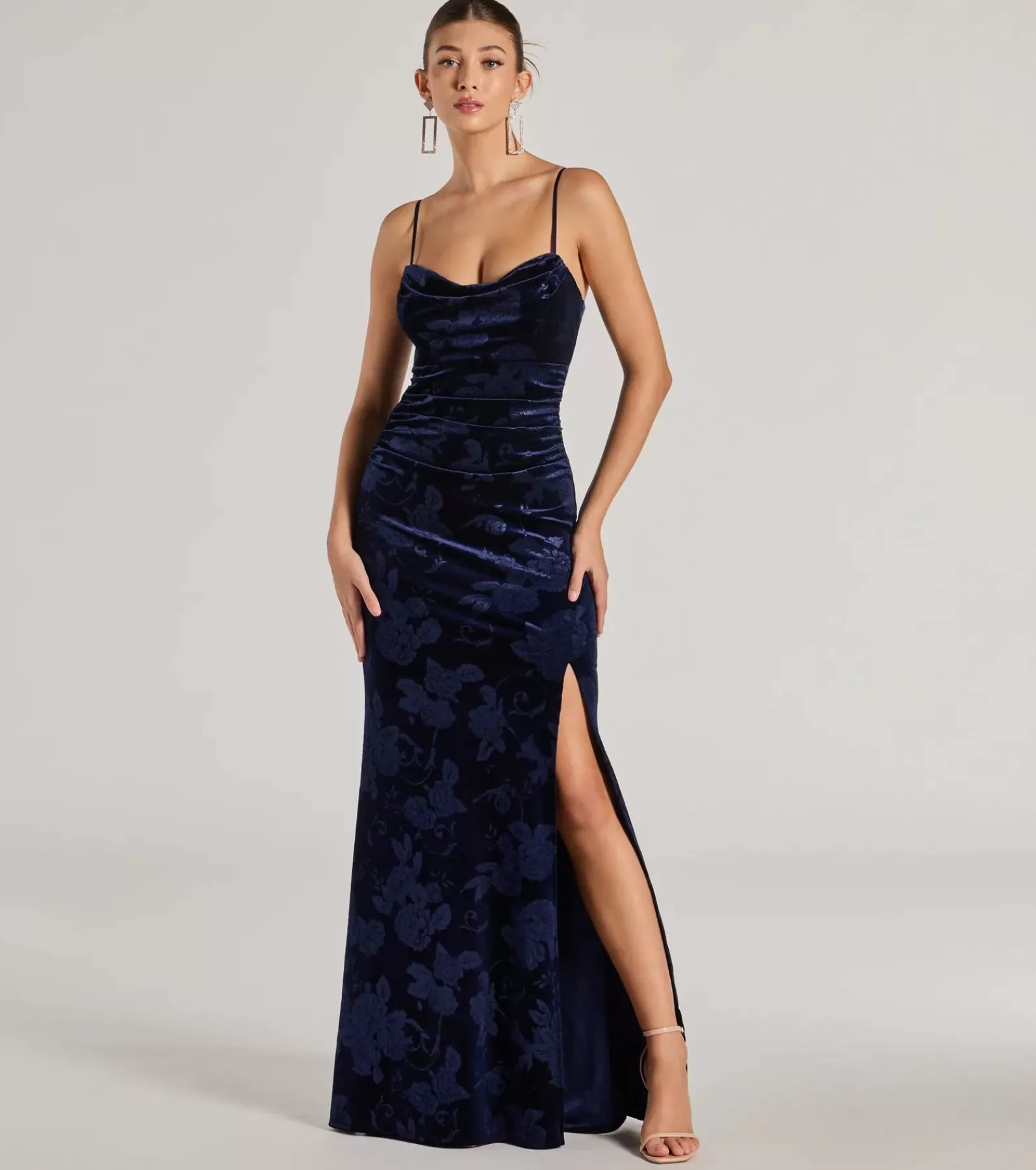 Windsor Wedding Outfits | Blue Bridesmaid Dresses*Anisa Sleeveless Floral Velvet Mermaid Dress