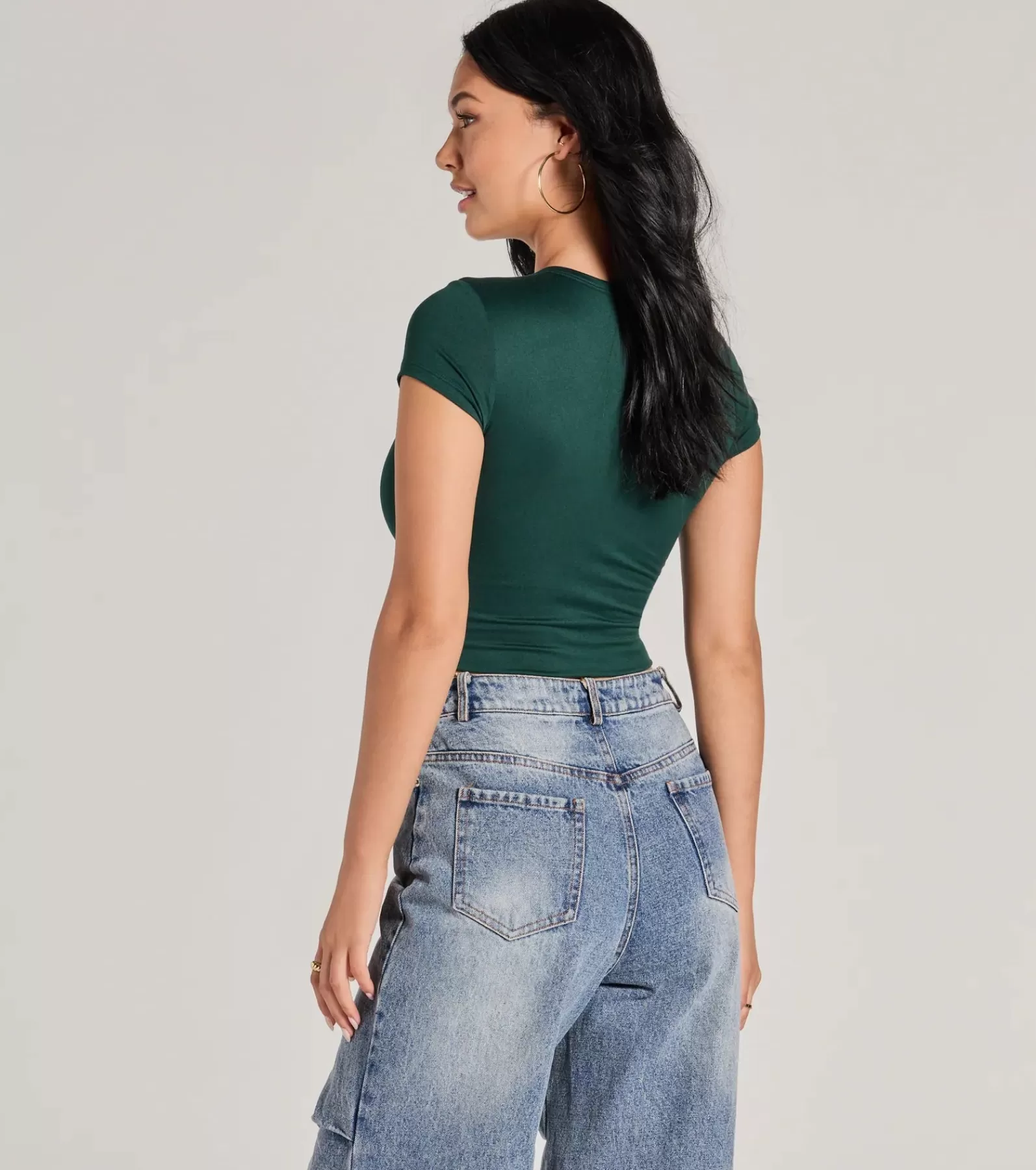 Windsor Basic Tops | Short Sleeve Tops*Casual Must-Have Crew Neck Crop Top