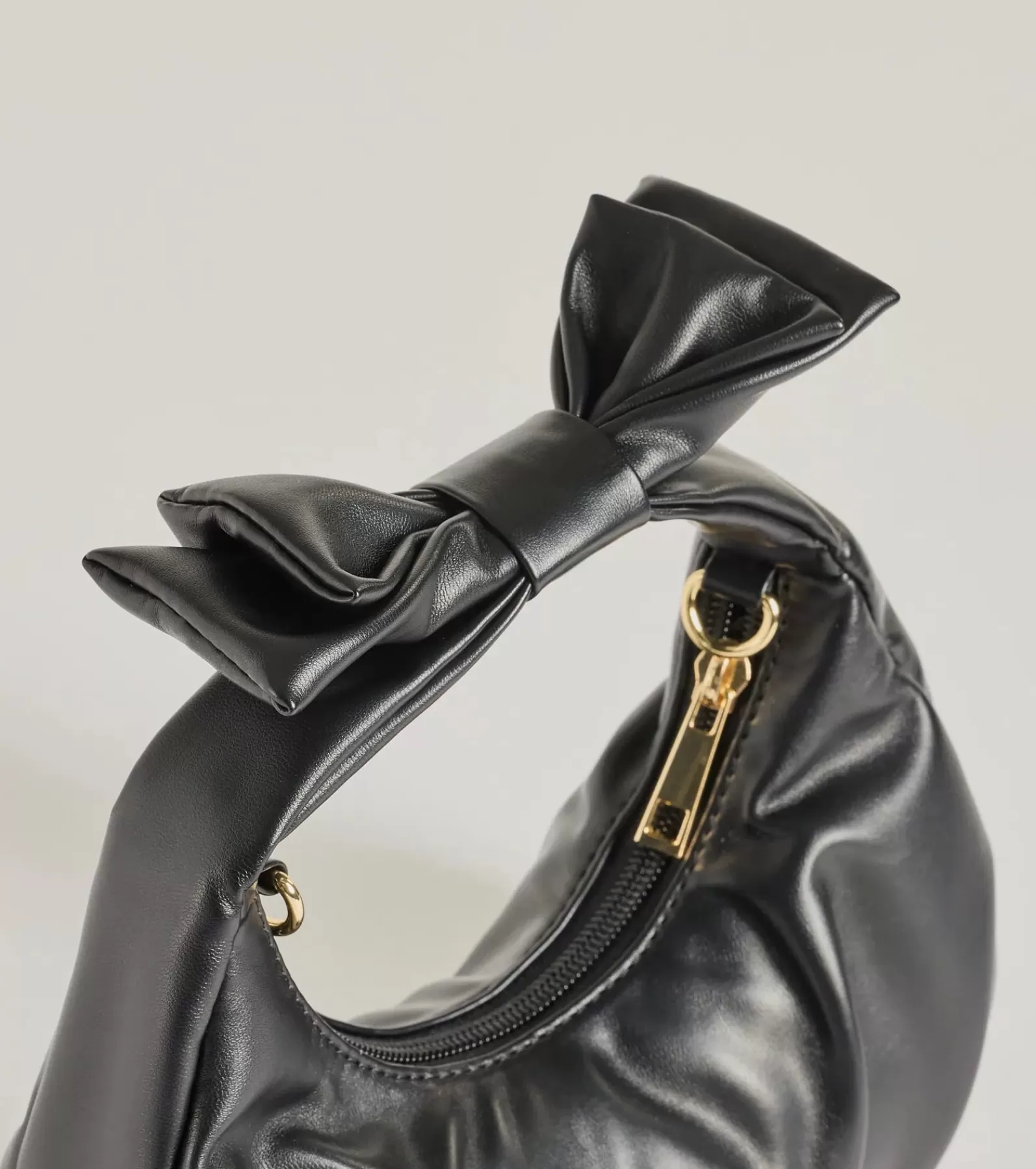 Windsor All Accessories*Chic Muse Faux Leather Bow Handbag