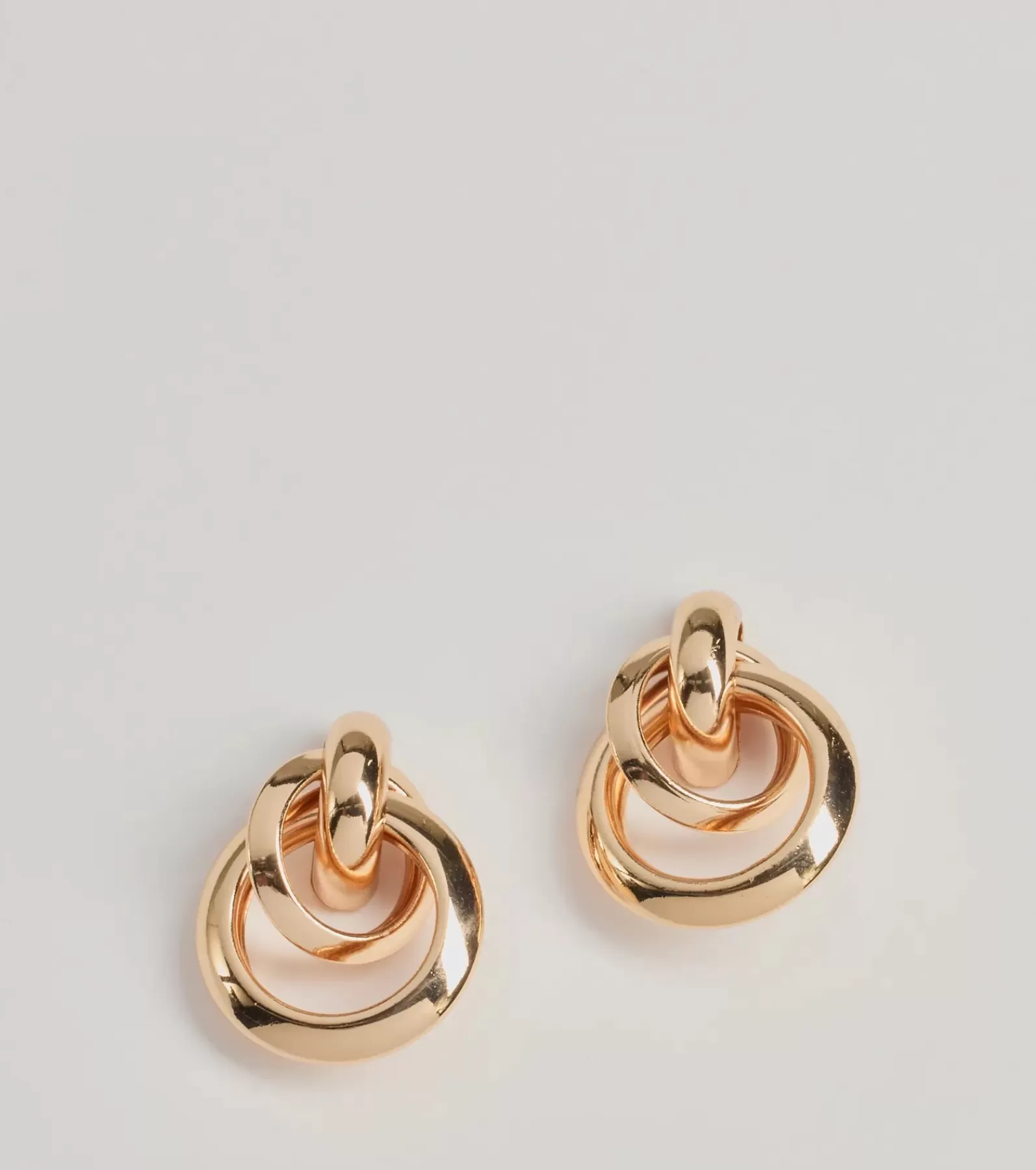 Windsor Earrings | All Accessories*Classically Chic Mini Doorknocker Earrings