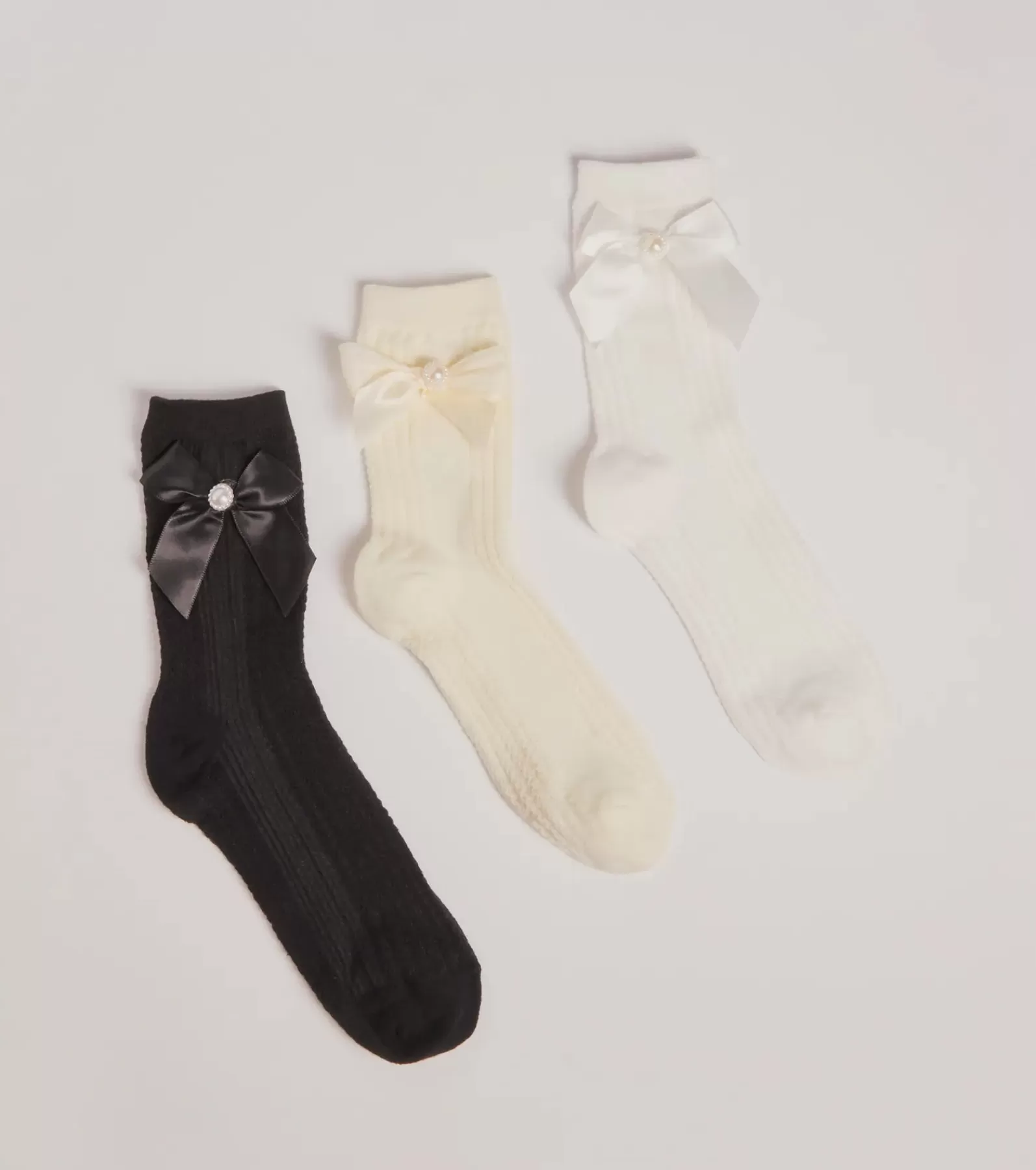 Windsor Cold Weather Accessories | Hosiery & Socks*Cozy Glam Bow And Faux Pearl -Sock Pack