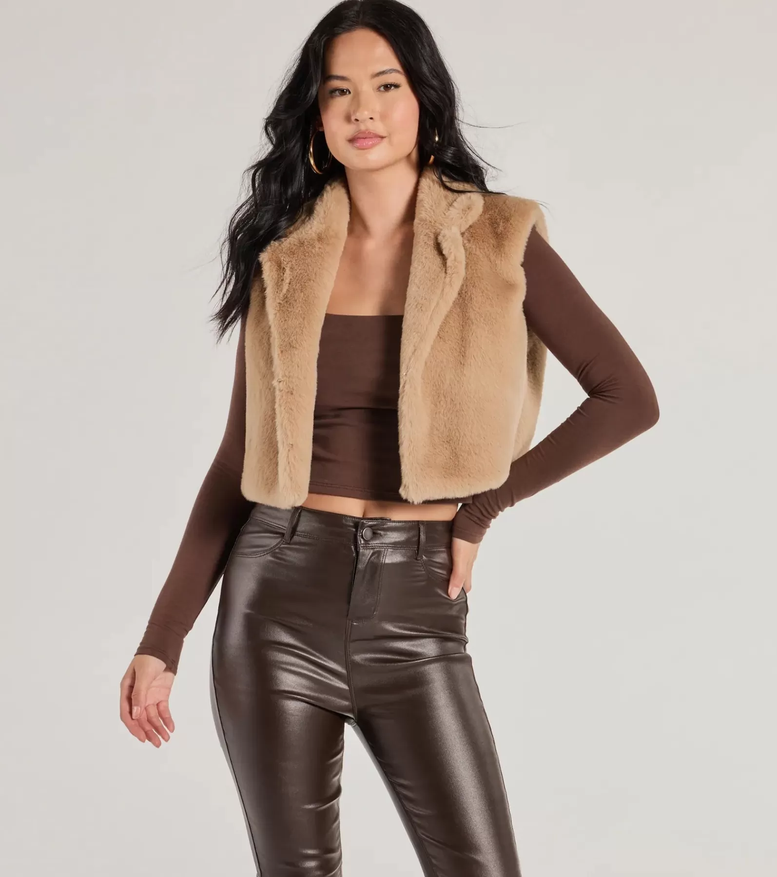 Windsor Coats*Cozy Glamour Faux Fur Cropped Vest