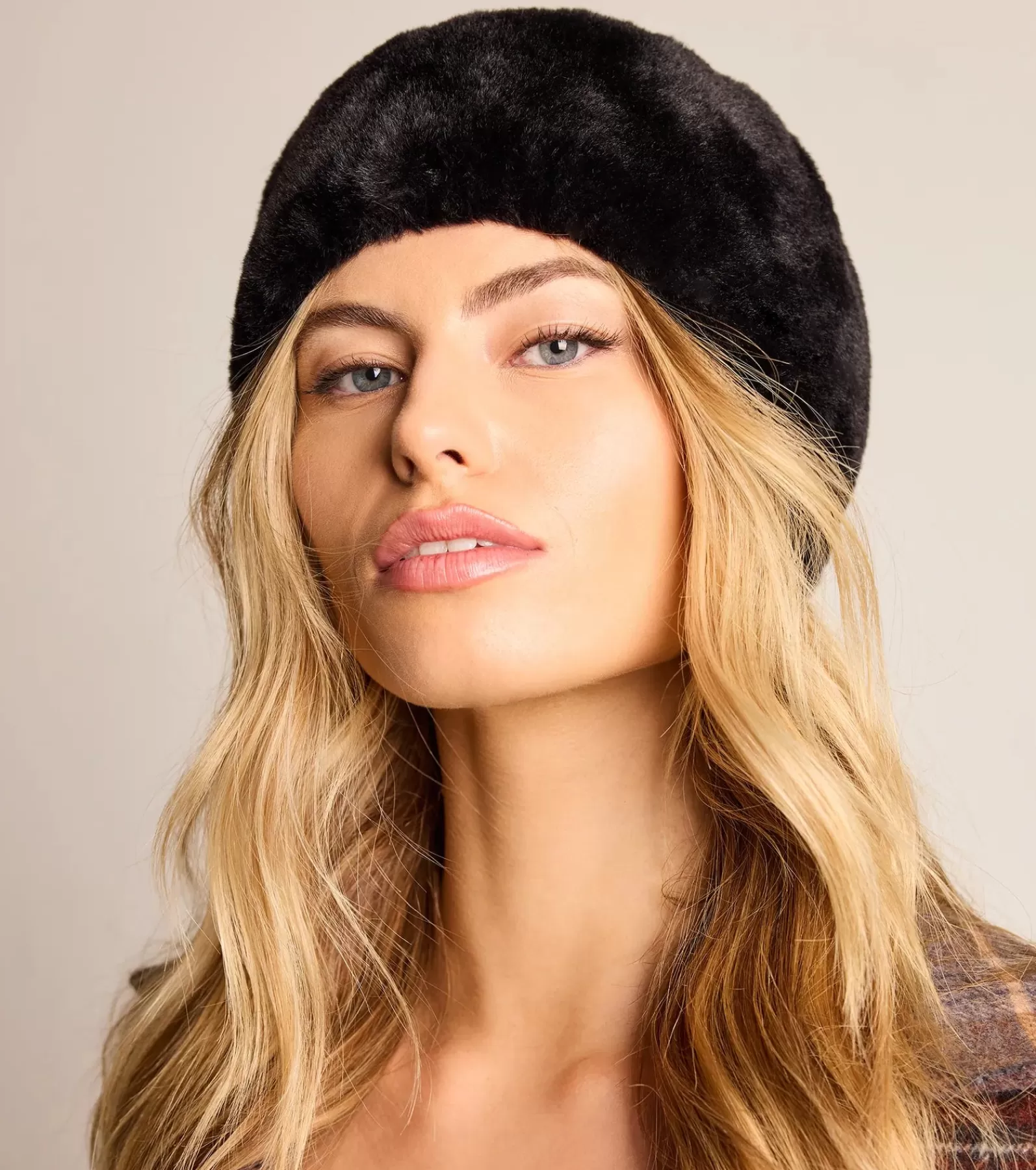 Windsor Cold Weather Accessories | Hats*Cozy Impression Faux Fur Head Wrap