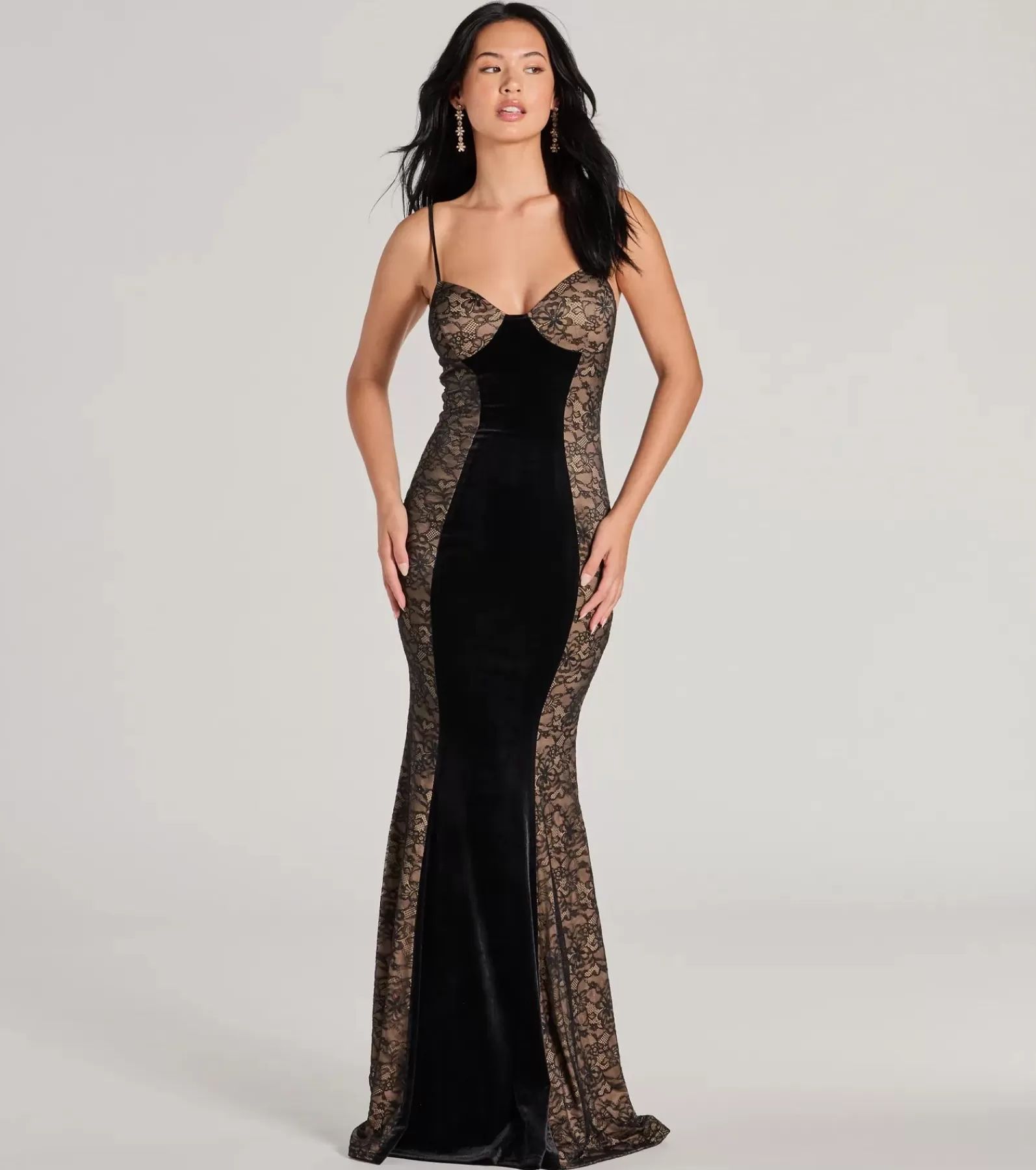 Windsor Wedding Outfits | Velvet Holiday Dresses*Dahlia V-Neck Mermaid Lace Velvet Formal Dress