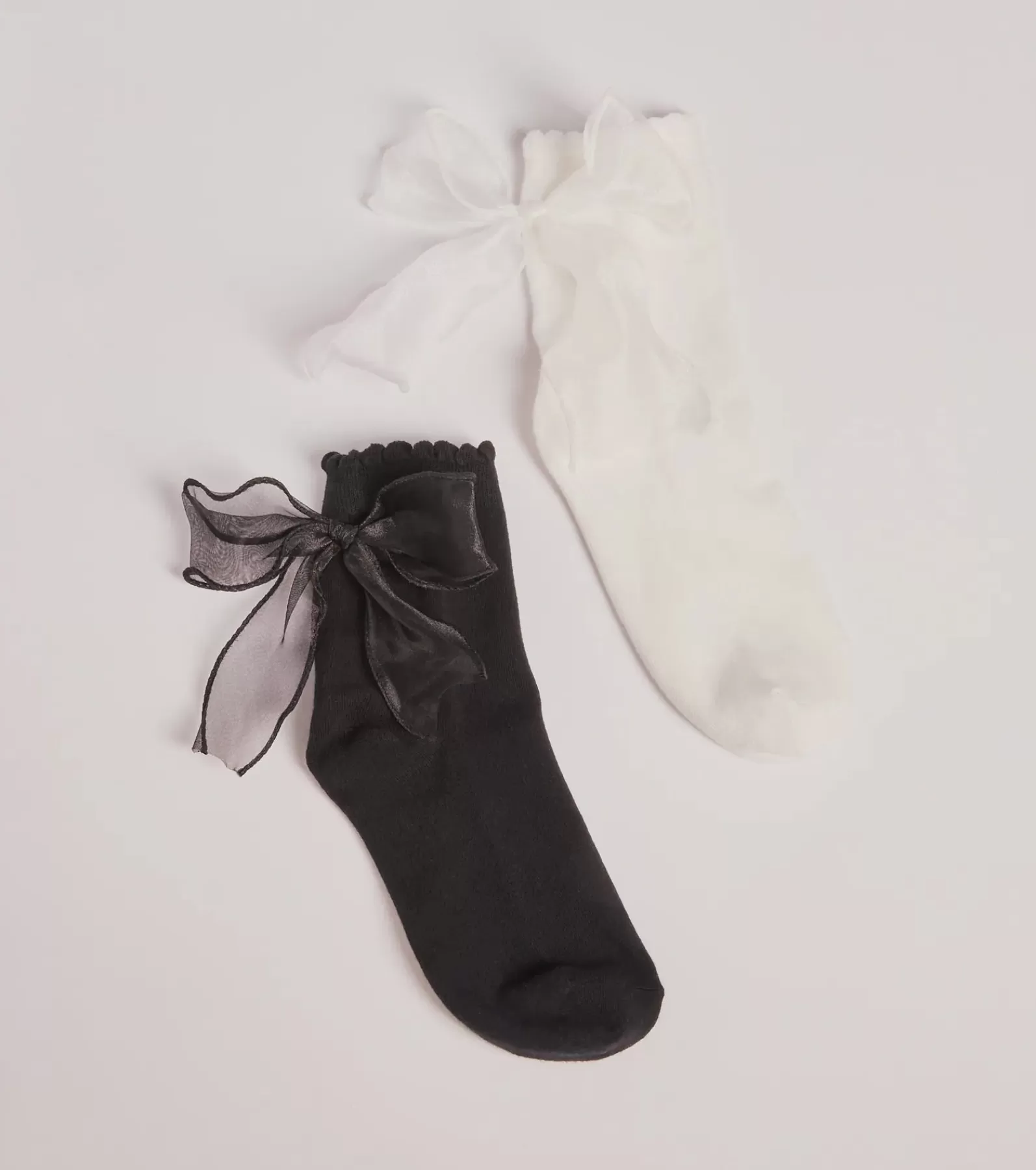 Windsor Hosiery & Socks | All Accessories*Endlessly Chic Bow Sock Two-Pack