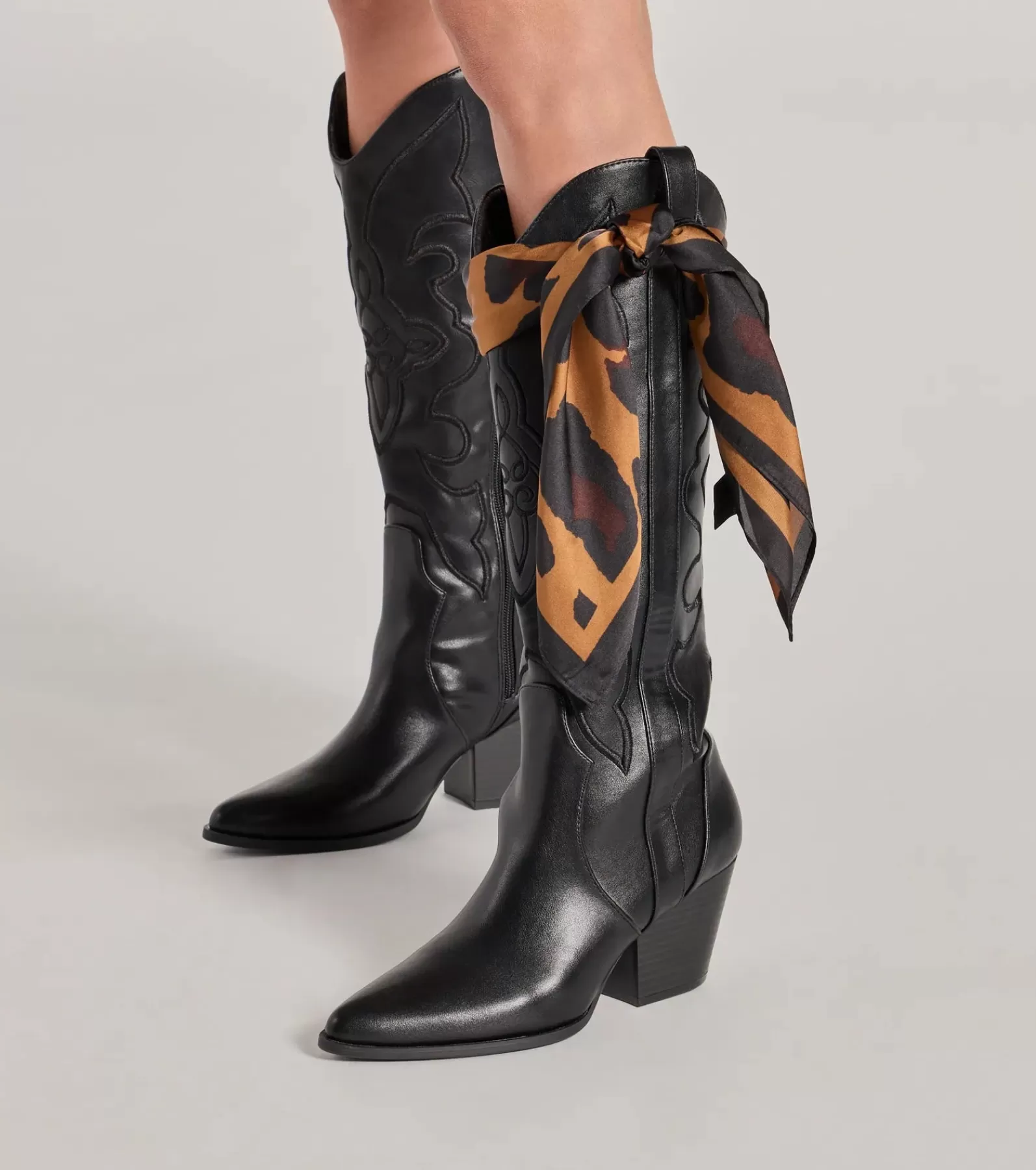 Windsor Scarves & Wraps | Beauty & Hair Accessories*Fierce Diva Print Satin Scarf