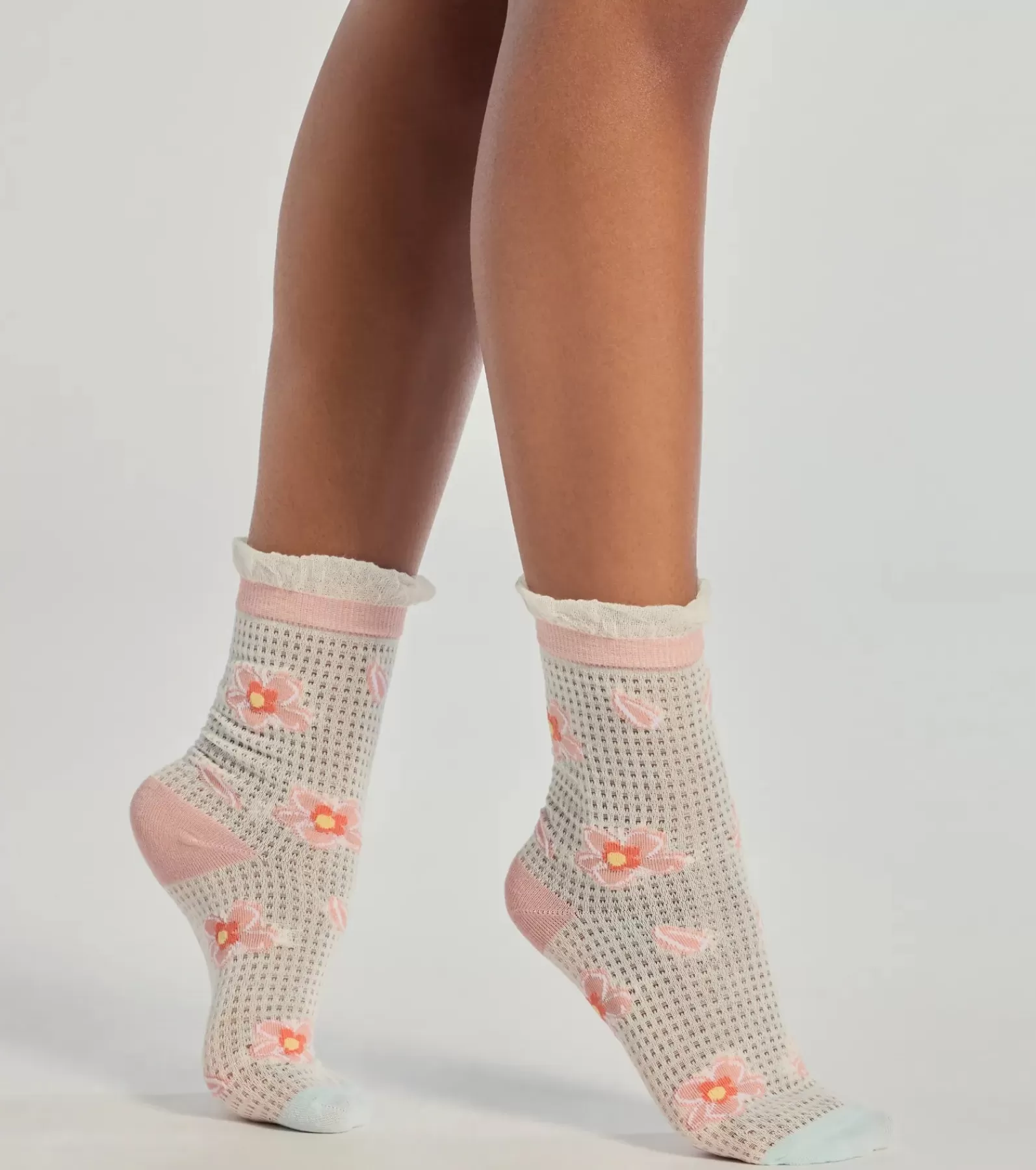 Windsor Hosiery & Socks | All Accessories*Floral Charm Three-Pack Sock Set