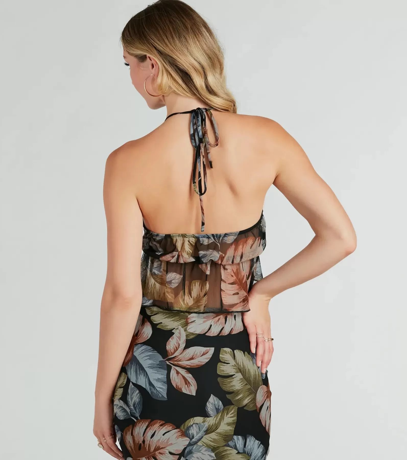 Windsor All Matching Sets | Tie Front Tops*Gorgeous Getaway Tropical Print Crop Top