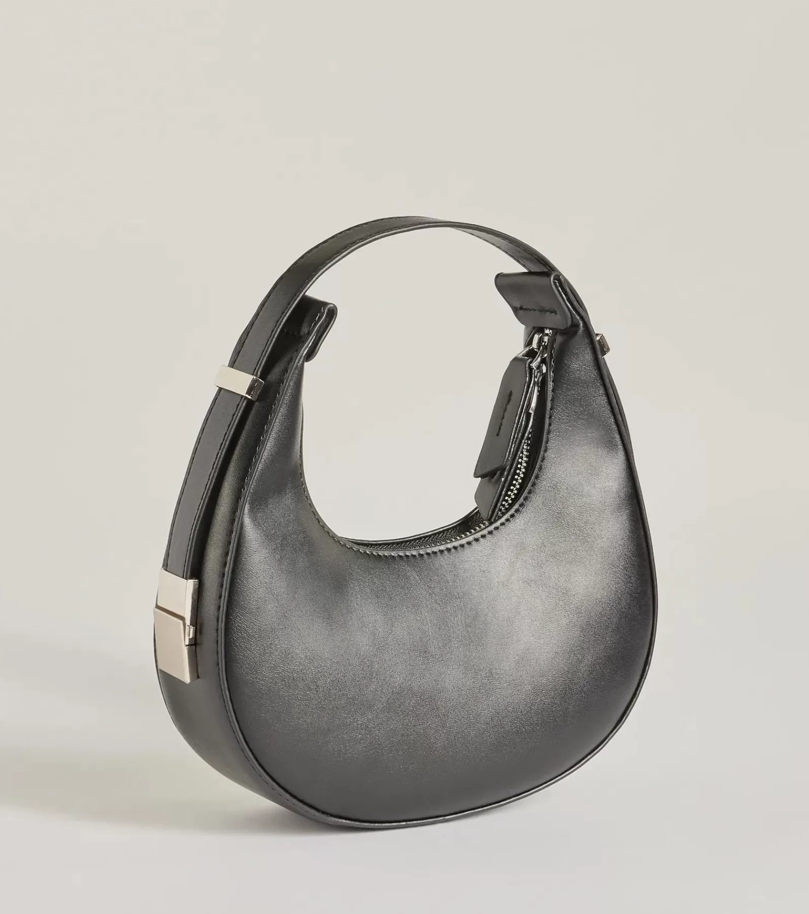 Windsor All Accessories*Iconic Glam Half-Moon Shoulder Bag