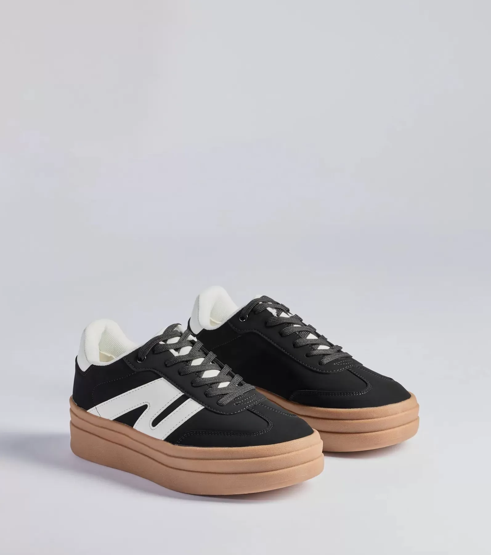 Windsor Platform Shoes | Flats & Sneakers*Instant Fave Faux Suede Platform Sneakers