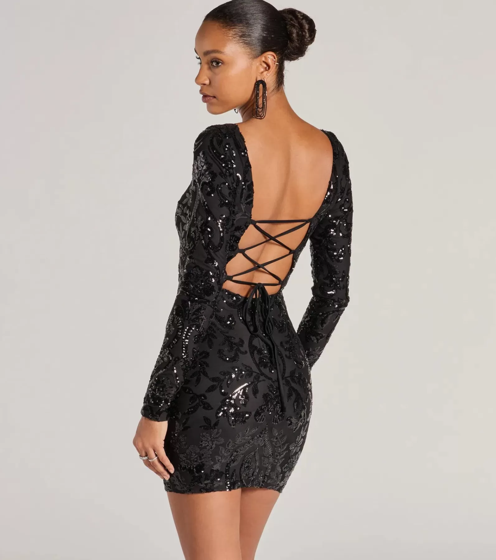Windsor Sequin Nye Dresses | Black Nye Dresses*Janine Lace-Up Long Sleeve Bodycon Sequin Mini Dress