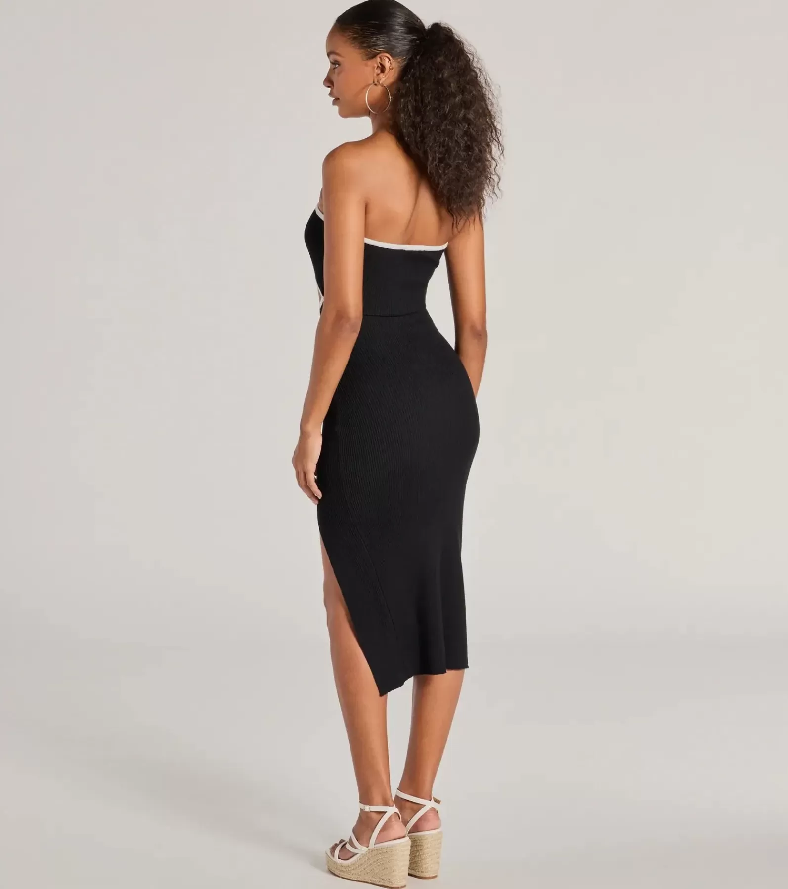 Windsor Honeymoon | Sundresses*Leaving Impressions Strapless Ribbed Knit Midi Dress