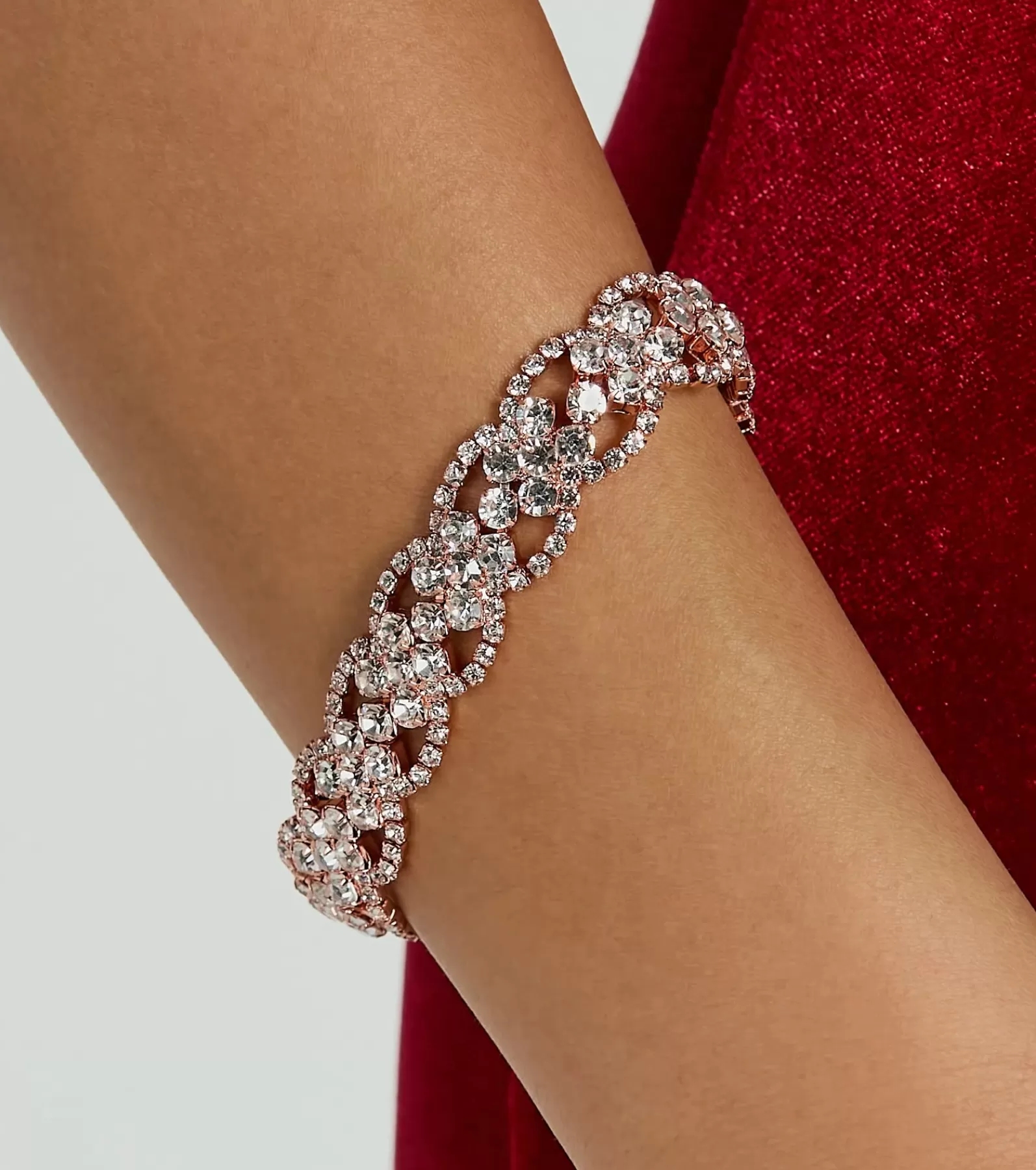 Windsor Bracelets | Accessories*Simply Dazzle Rhinestone Clasp Bracelet