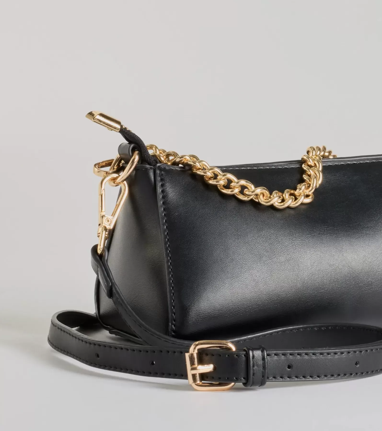 Windsor All Accessories*Sleek Sophistication Faux Leather Crossbody Purse