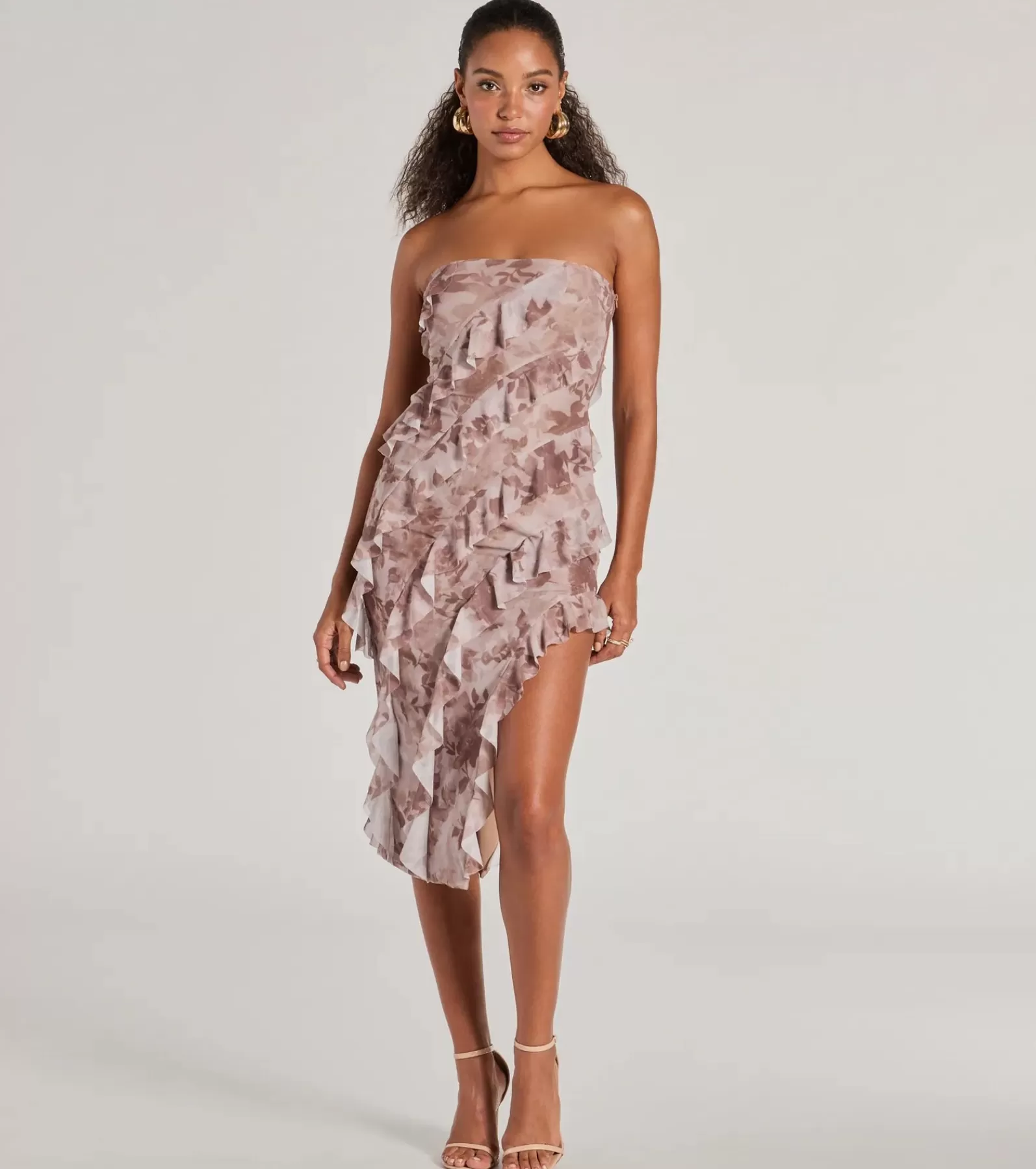 Windsor Wedding Outfits | Bridal Shower*Stunning Impression Floral Ruffled Midi Dress