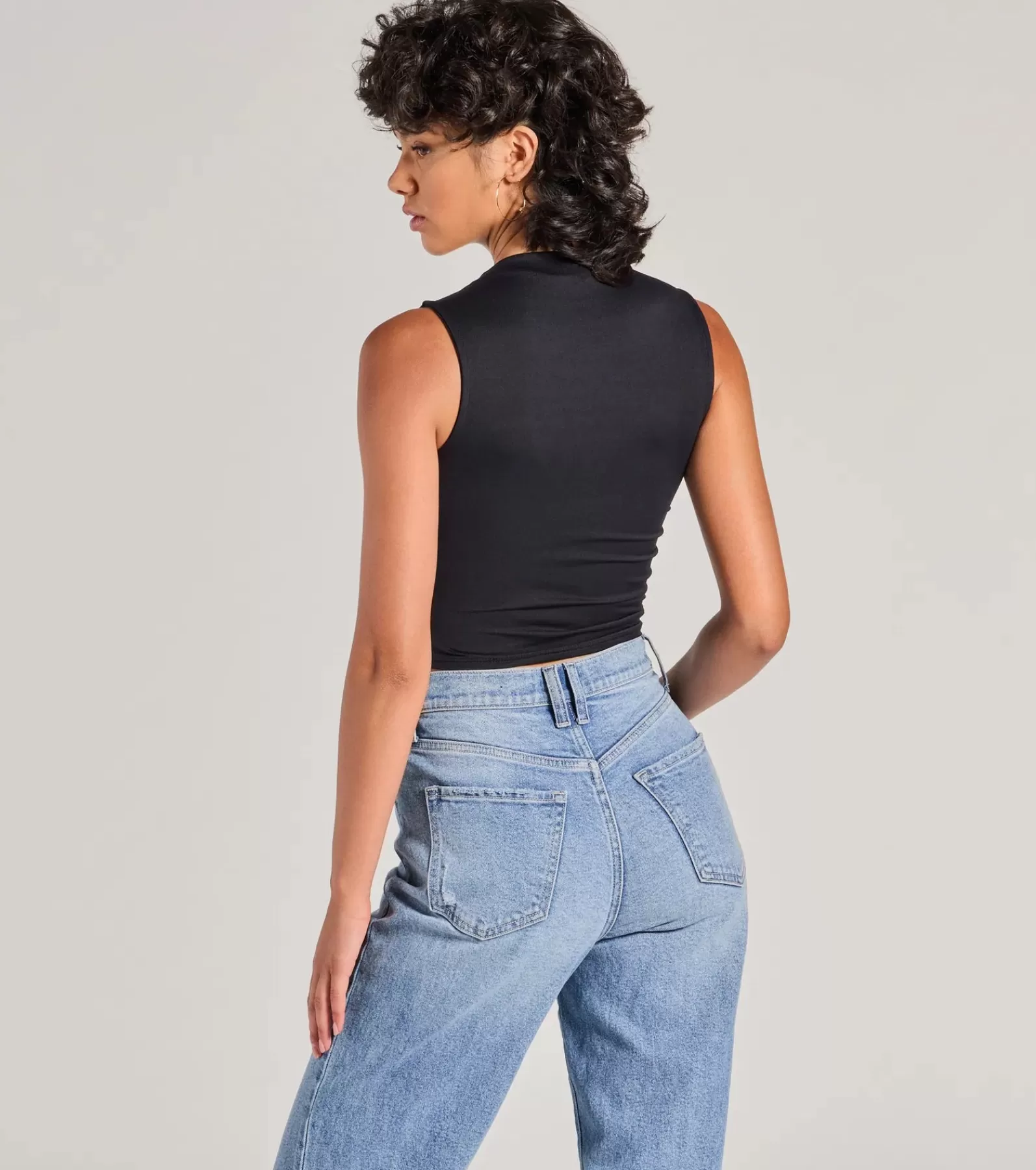 Windsor Basic Tops | Crop Tops*Stylish Basic Sleeveless Mock Neck Crop Top