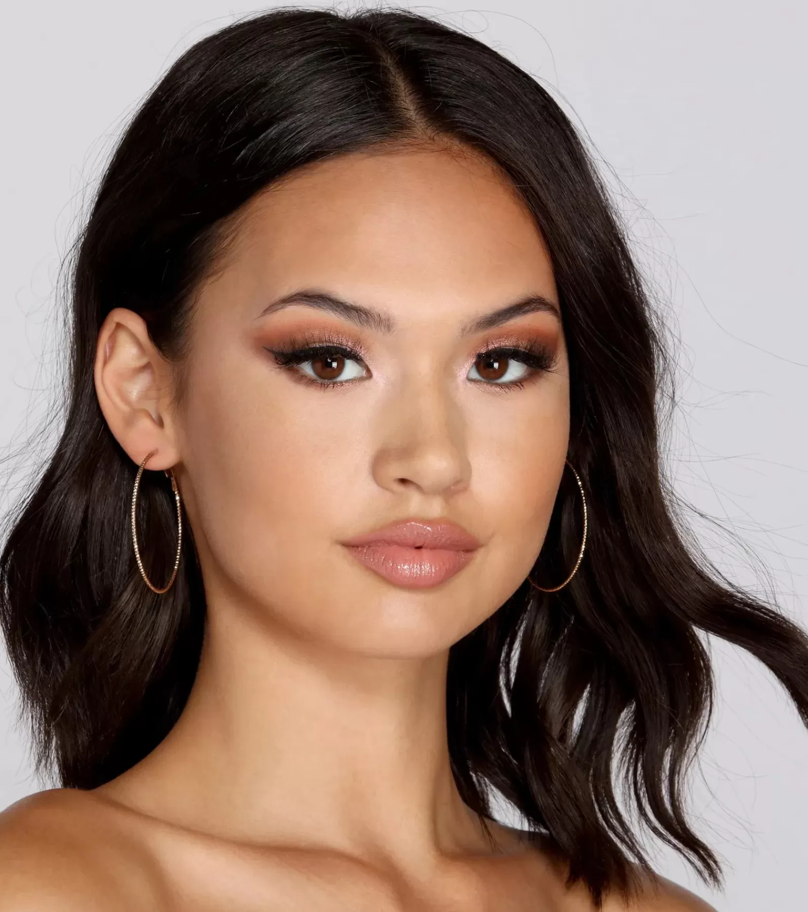 Windsor Earrings | Accessories*Tiny & Textured Shimmer Hoops
