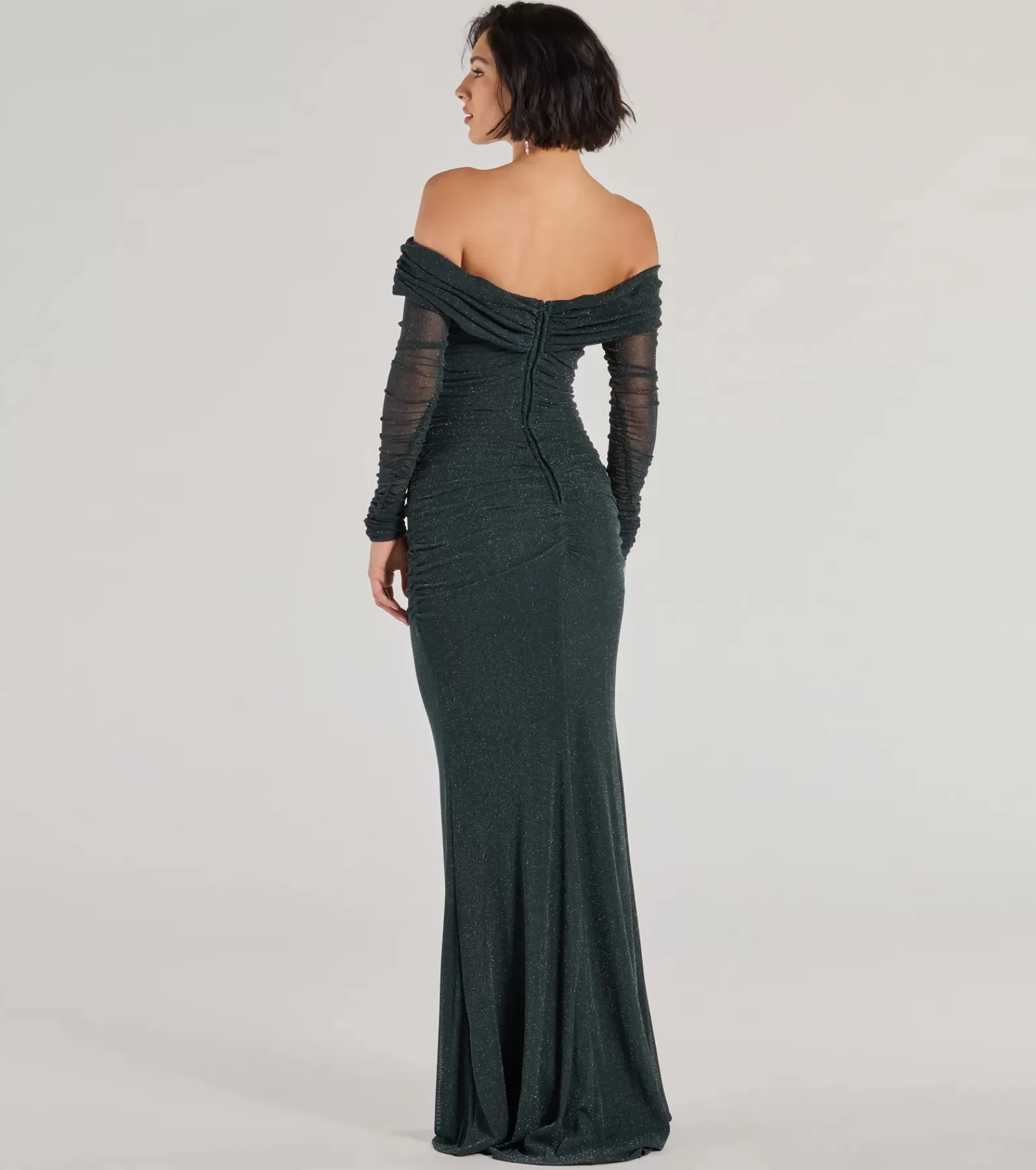 Windsor Wedding Outfits | Green Bridesmaid Dresses*Tova Off The Shoulder Glitter Mermaid Dress