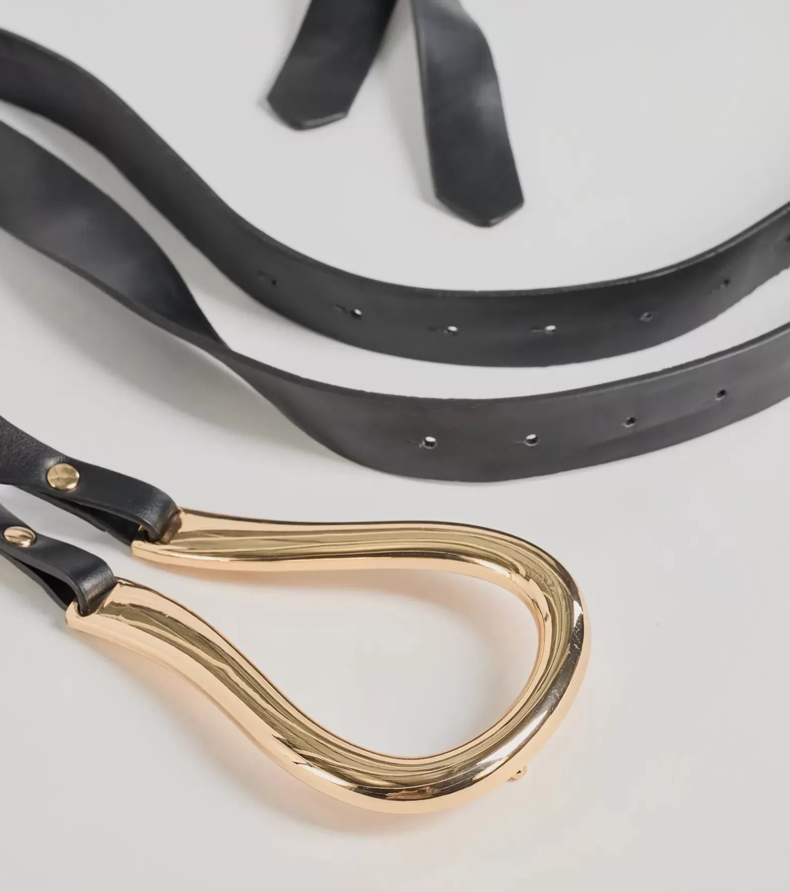Windsor Belts | All Accessories*Trendy Silhouette Loop Buckle Wrap Belt