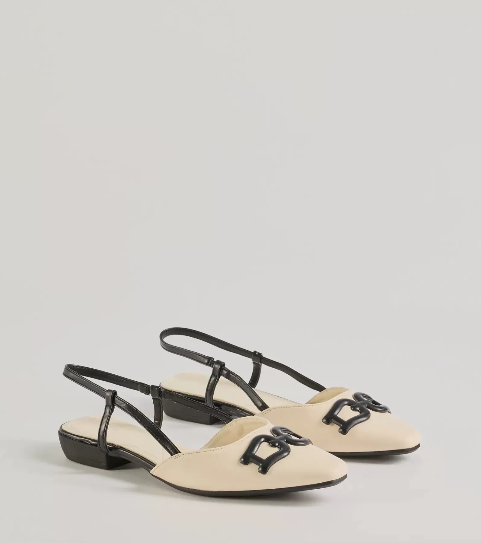Windsor Flats & Sneakers*Vintage Charm Slingback Flats