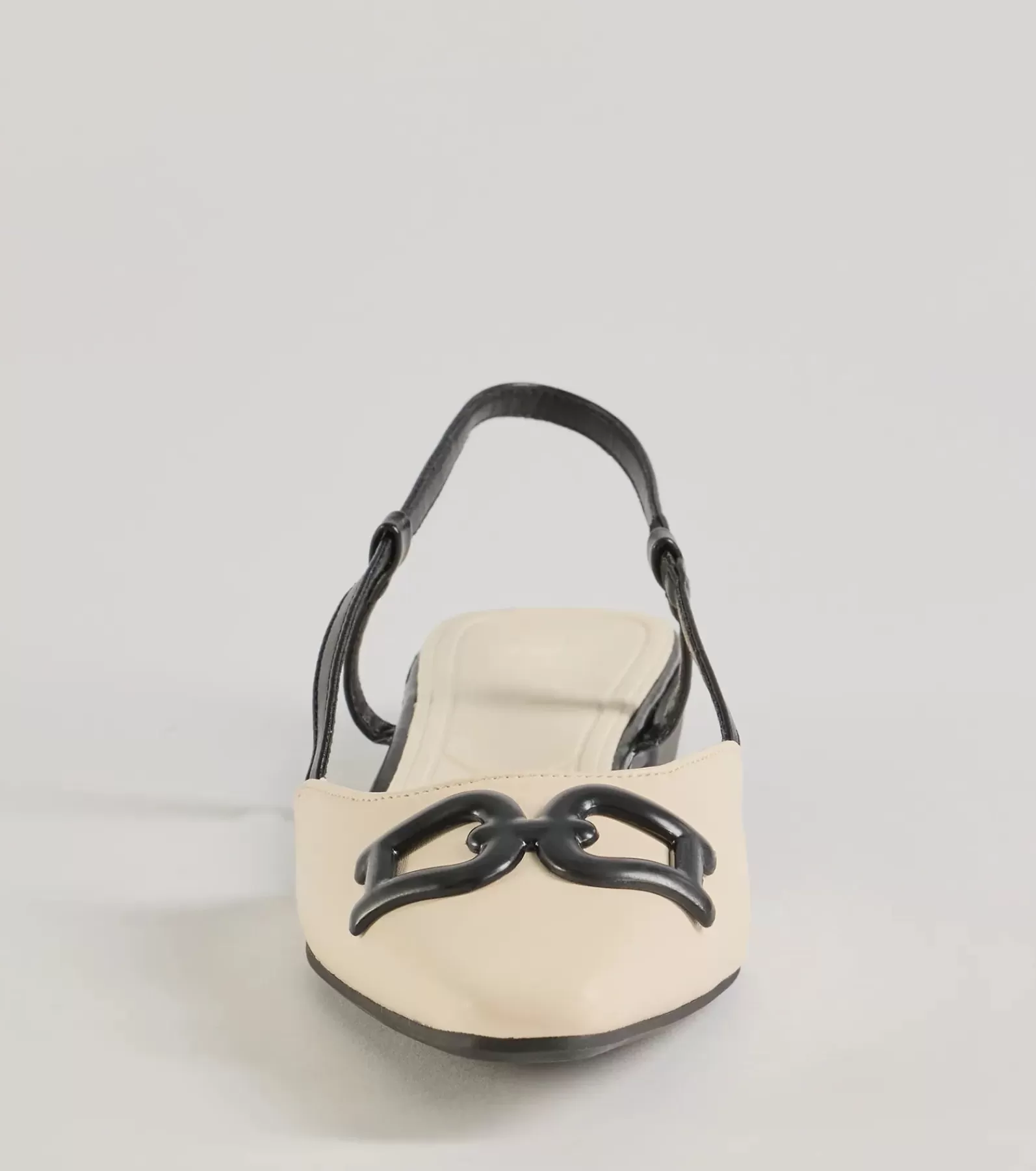 Windsor Flats & Sneakers*Vintage Charm Slingback Flats