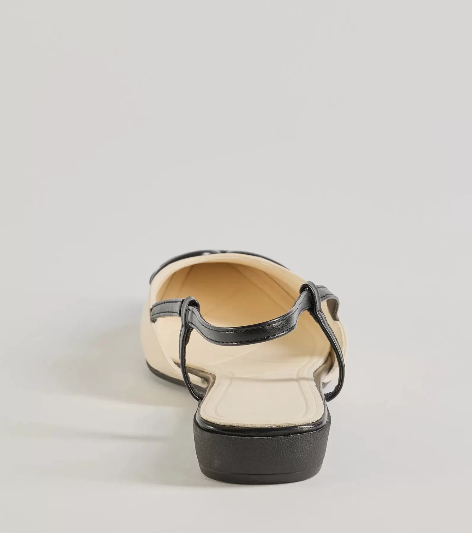 Windsor Flats & Sneakers*Vintage Charm Slingback Flats