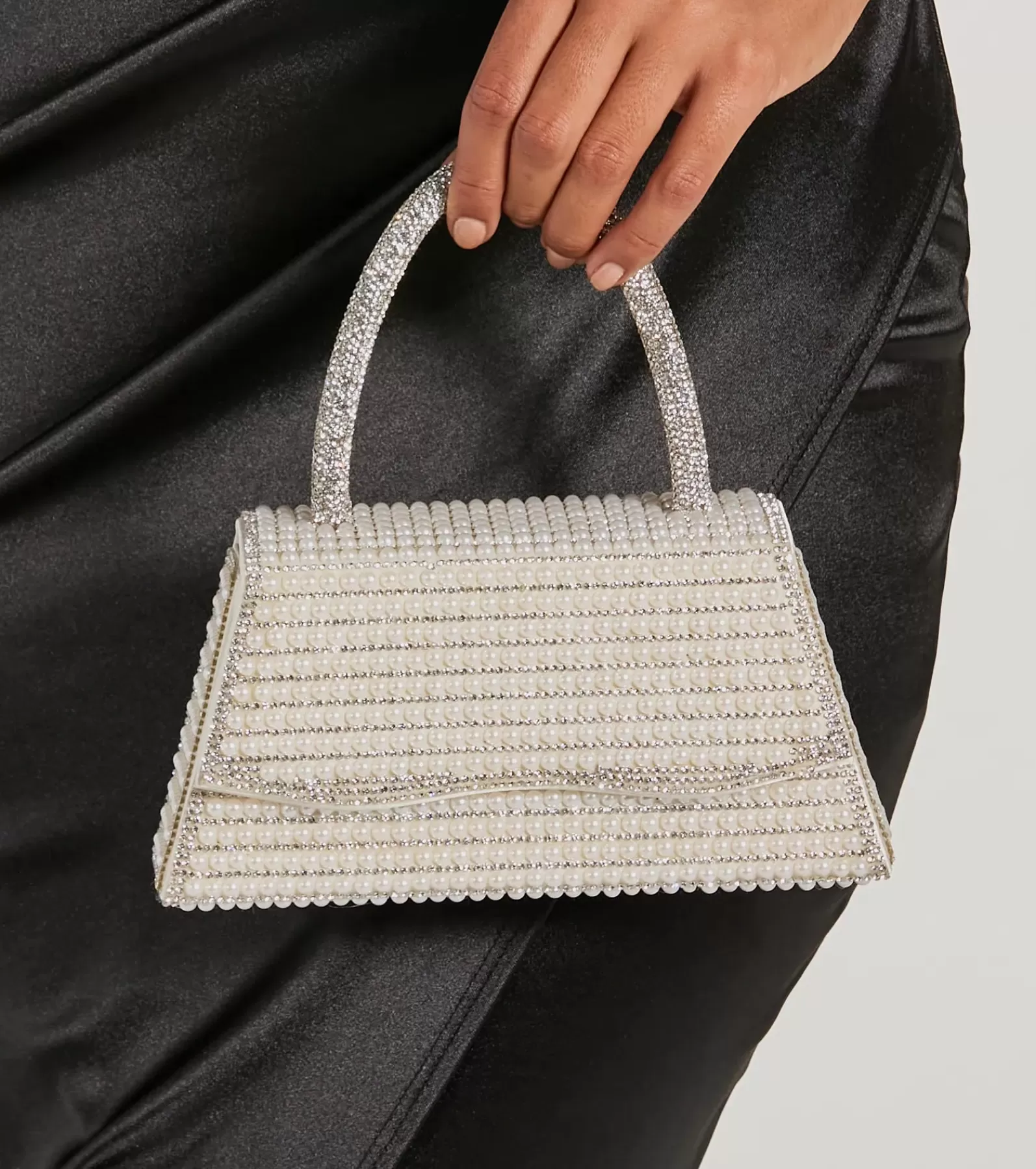 Windsor Accessories*What A Glam Cutie Faux Rhinestone Mini Bag