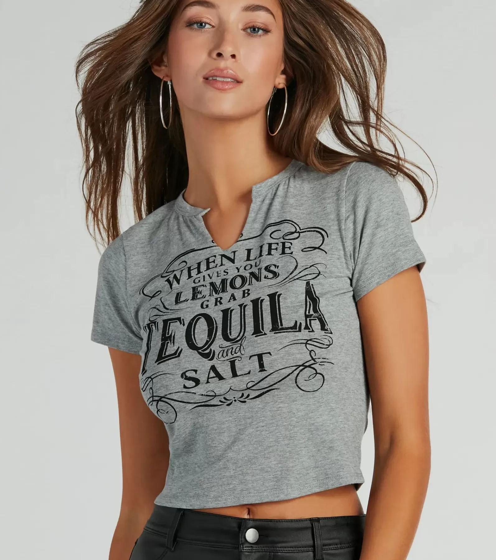 Windsor Graphic Tees | Short Sleeve Tops*When Life Gives You Lemons Cropped Graphic Tee
